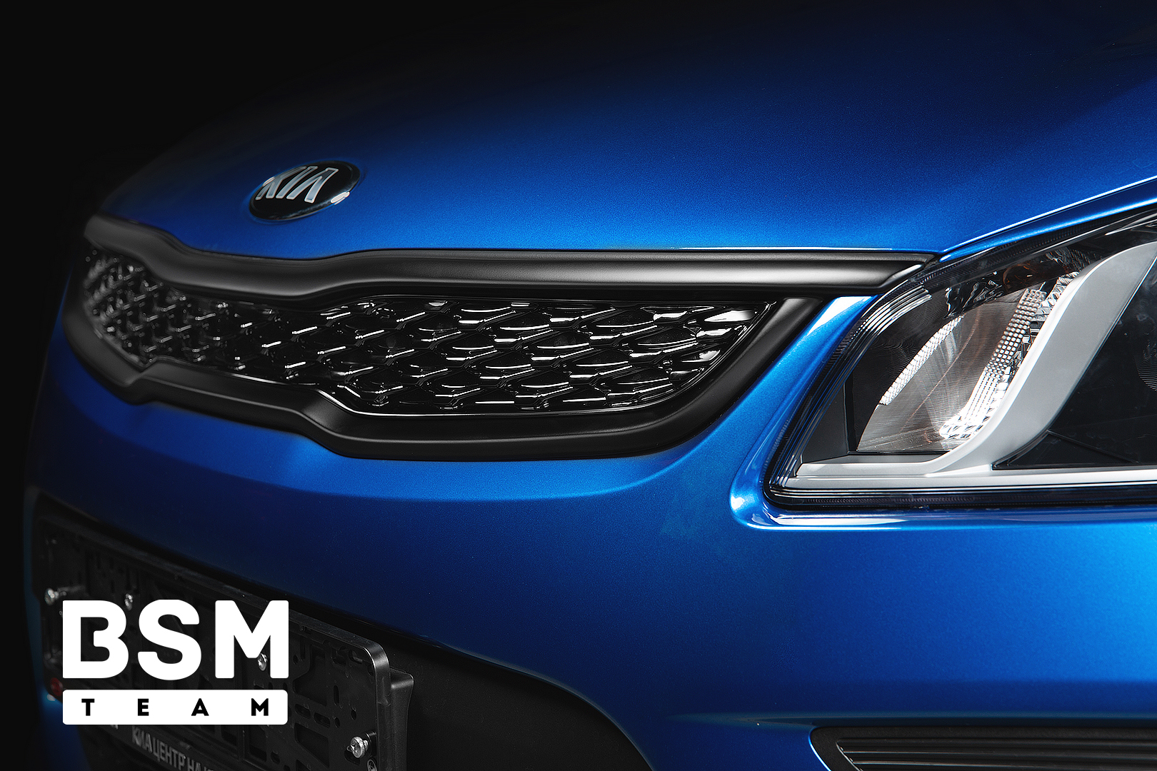 Решетка радиатора для Kia Rio 4 без хрома