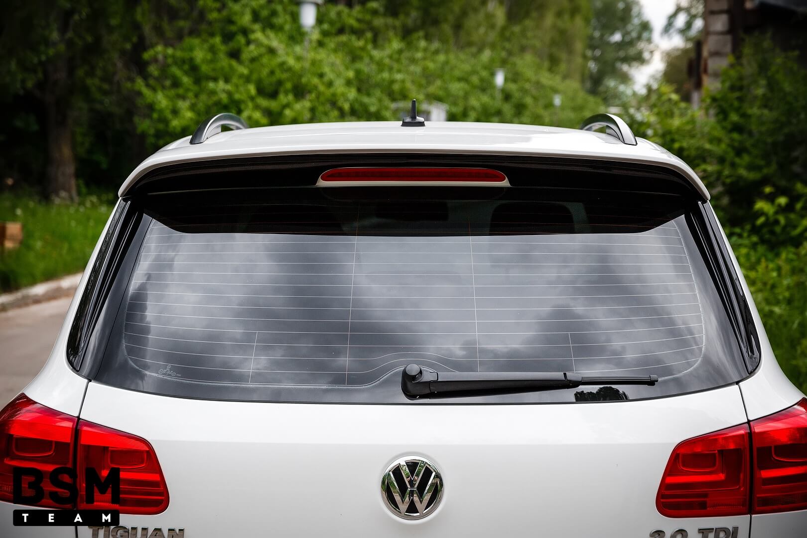 Спойлер для Volkswagen Tiguan