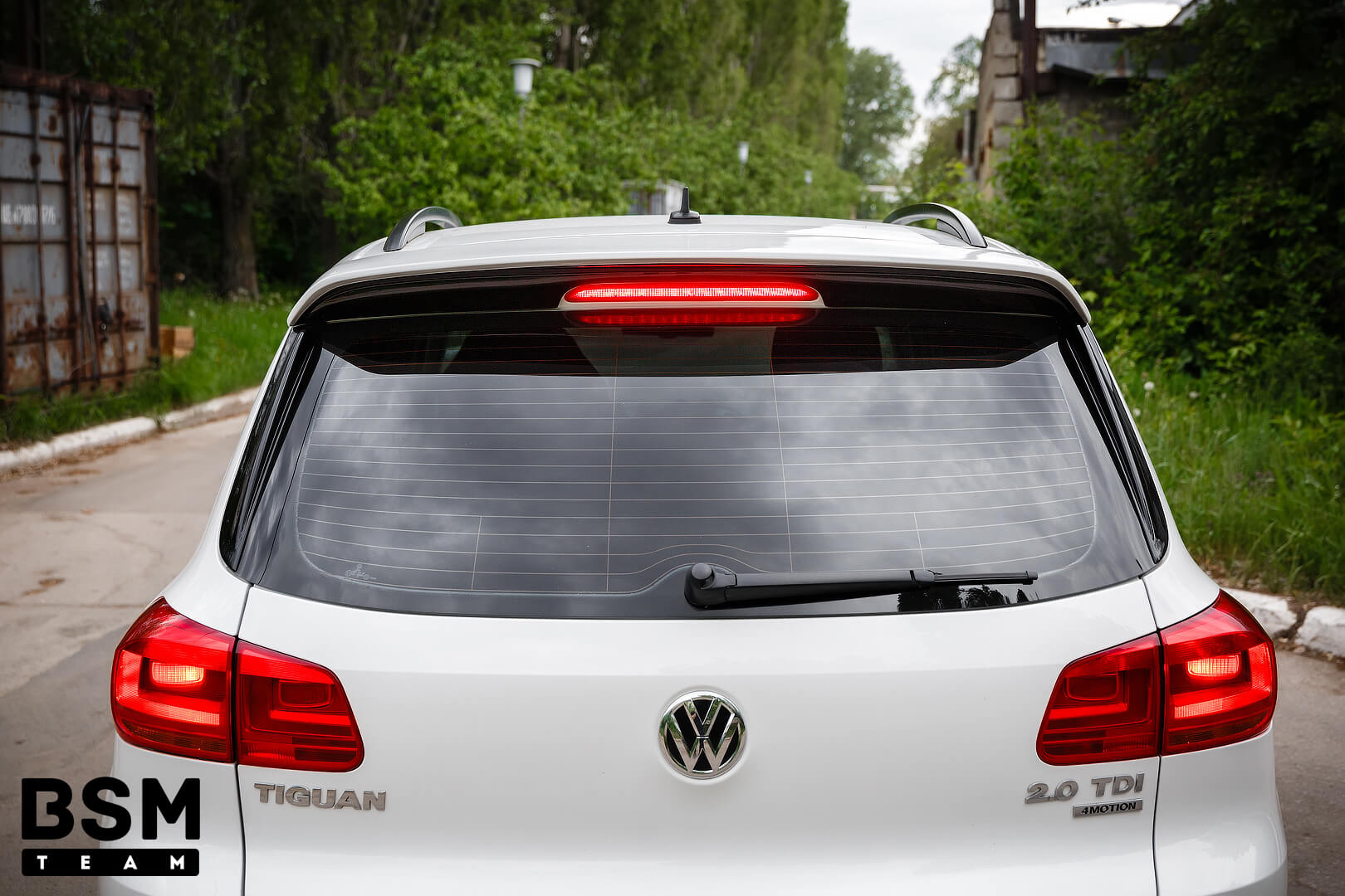 Спойлер для Volkswagen Tiguan