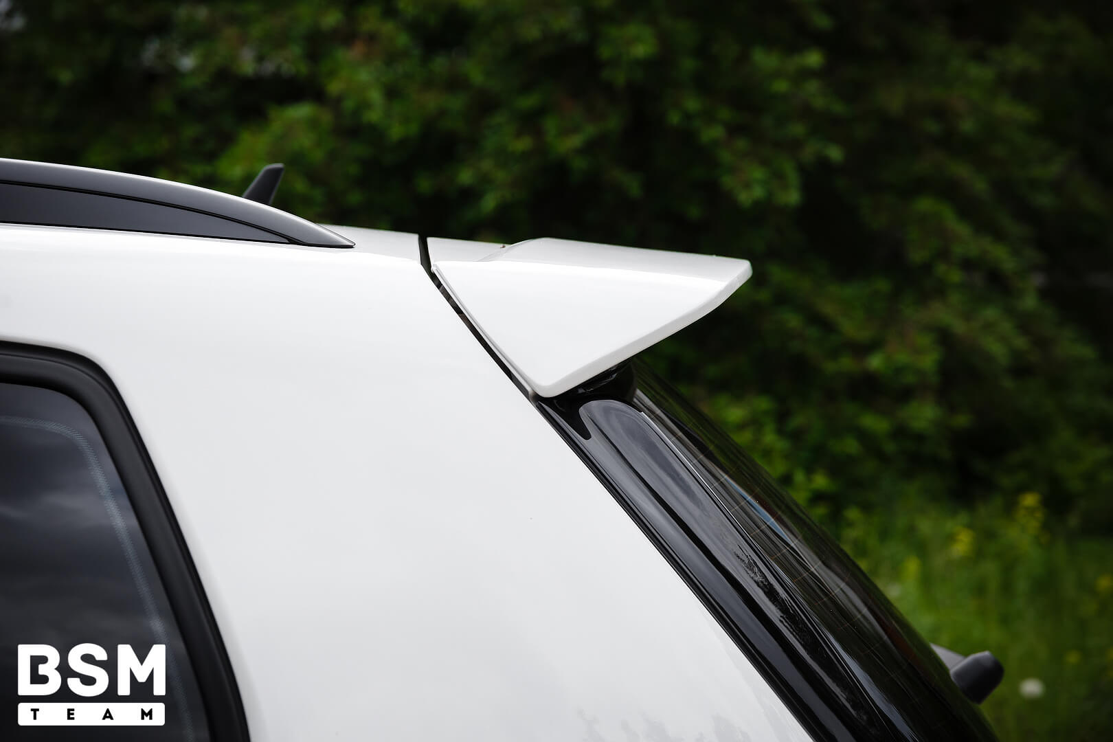 Спойлер для Volkswagen Tiguan